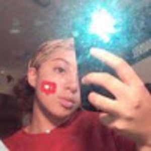 Meet your Posher, Makayla